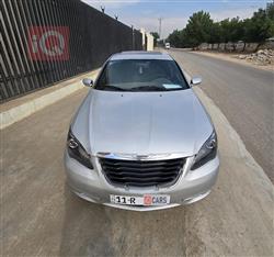 کرایسلەر 200